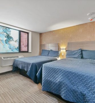 Casa Blanca Hotel Brooklyn 4